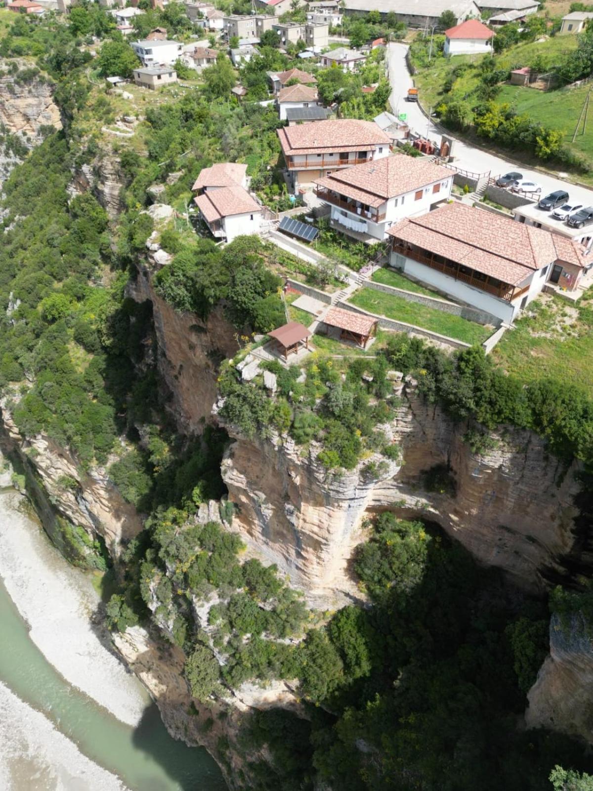 Guest House Bracaj Zhaban Dış mekan fotoğraf