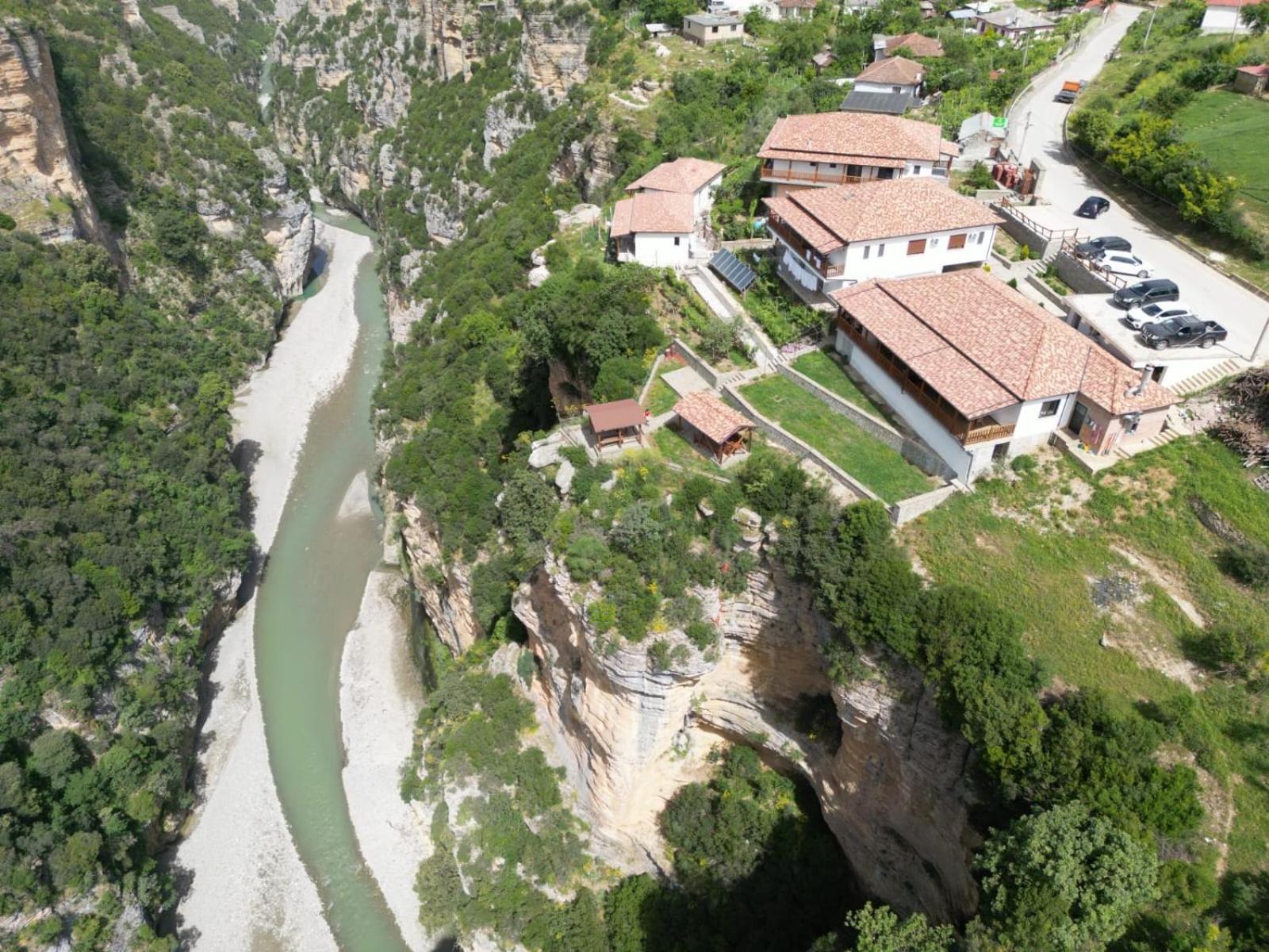 Guest House Bracaj Zhaban Dış mekan fotoğraf