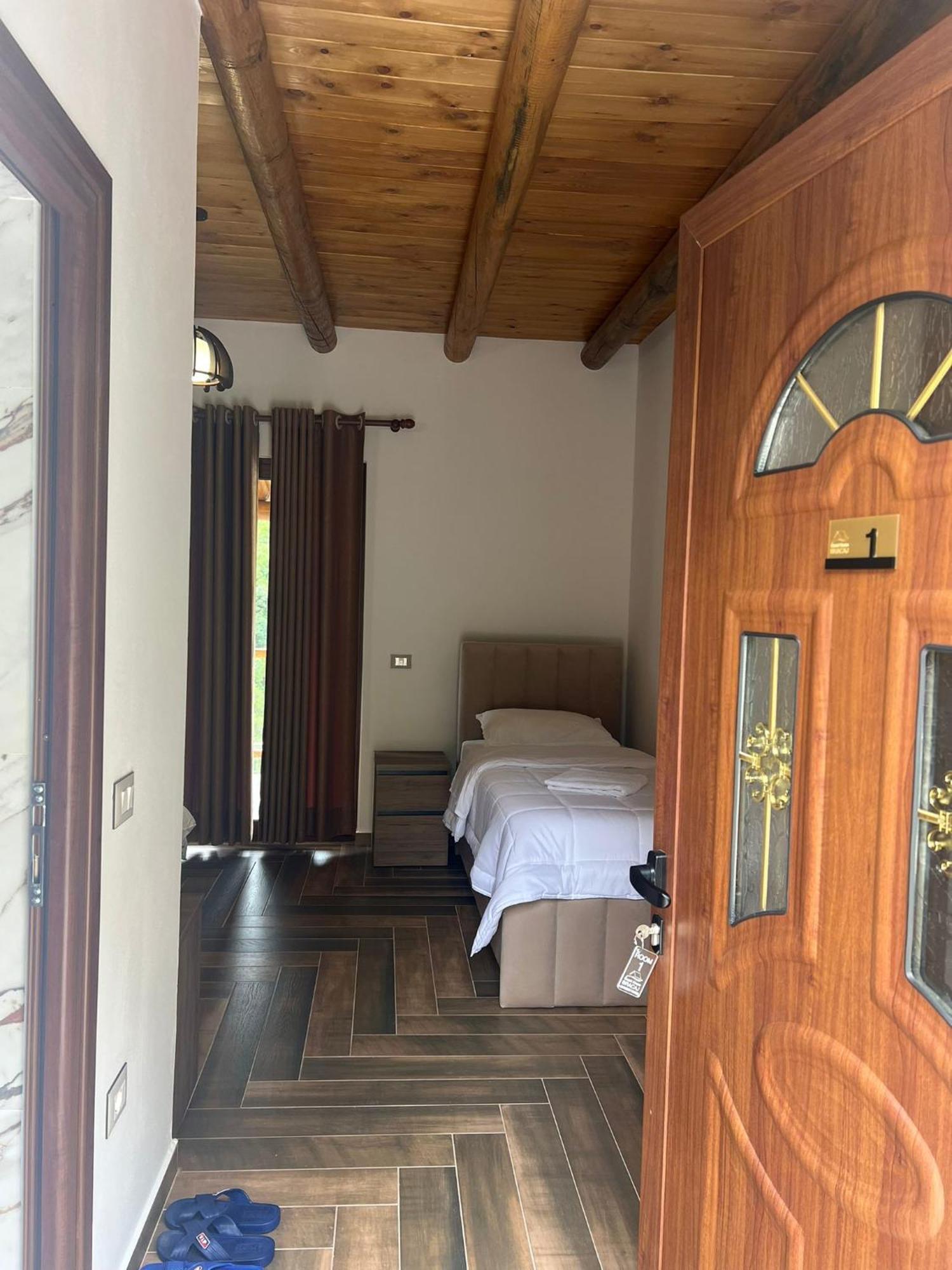 Guest House Bracaj Zhaban Dış mekan fotoğraf