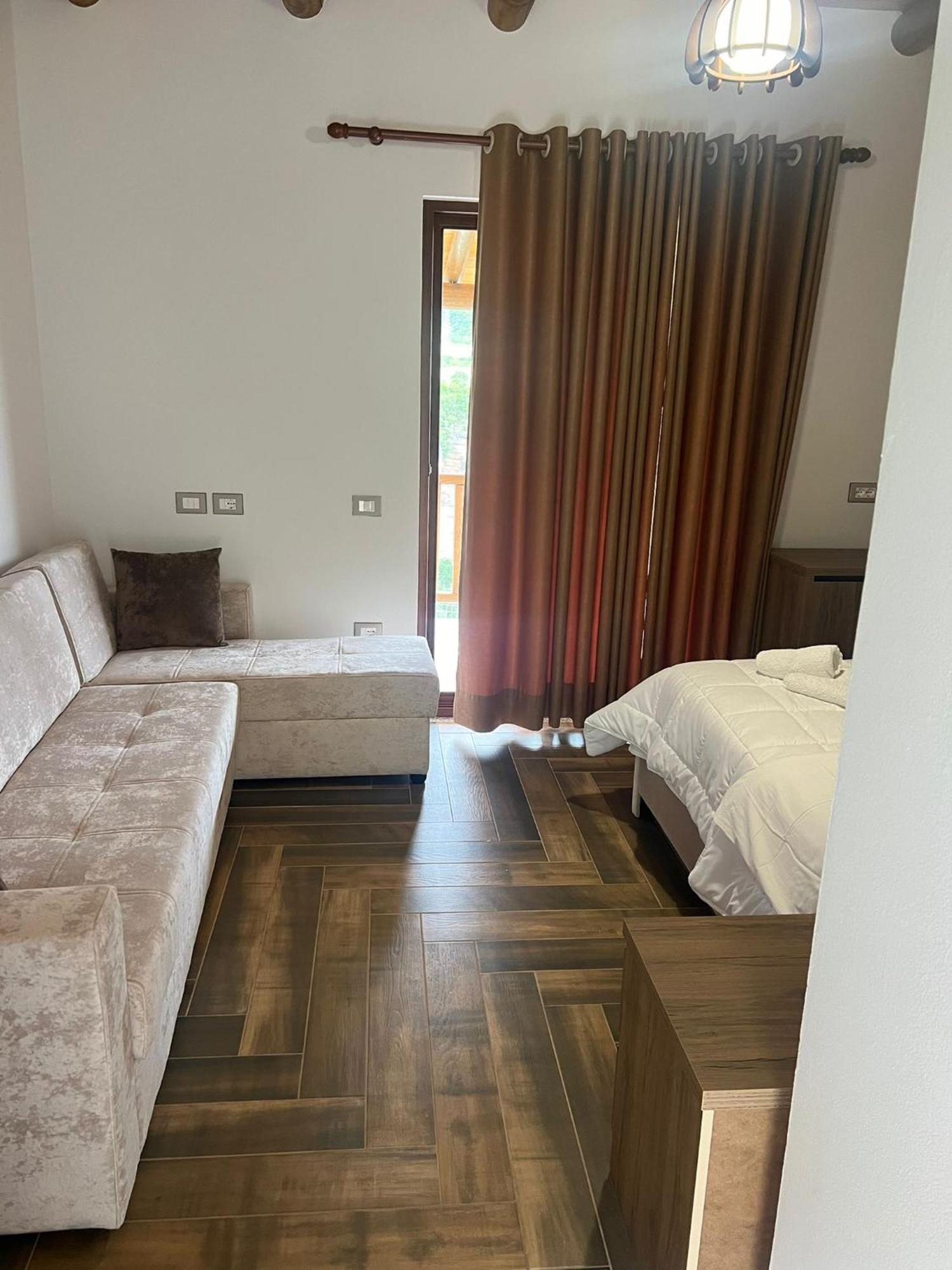 Guest House Bracaj Zhaban Dış mekan fotoğraf